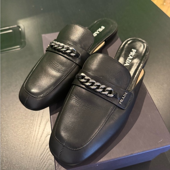 AUTHENTIC PRADA women’s leather mules size 8-8.5 - Picture 2 of 3